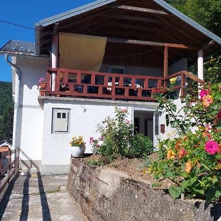 Apartman Mely Kulen Vakuf Exterior foto