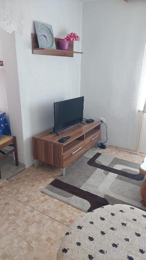Apartman Mely Kulen Vakuf Exterior foto