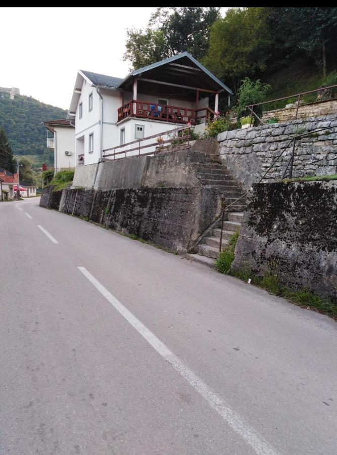 Apartman Mely Kulen Vakuf Exterior foto